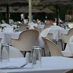 Club 4*