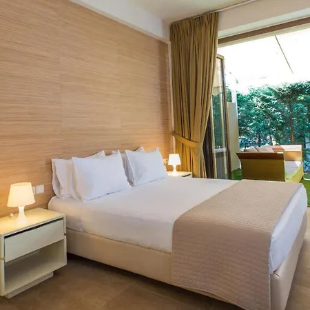 Hotel Club