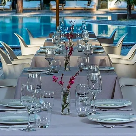Hotel Club